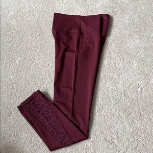 131 Offline by Aerie Size Medium goals 7/8 leggings  leopard print mesh panel